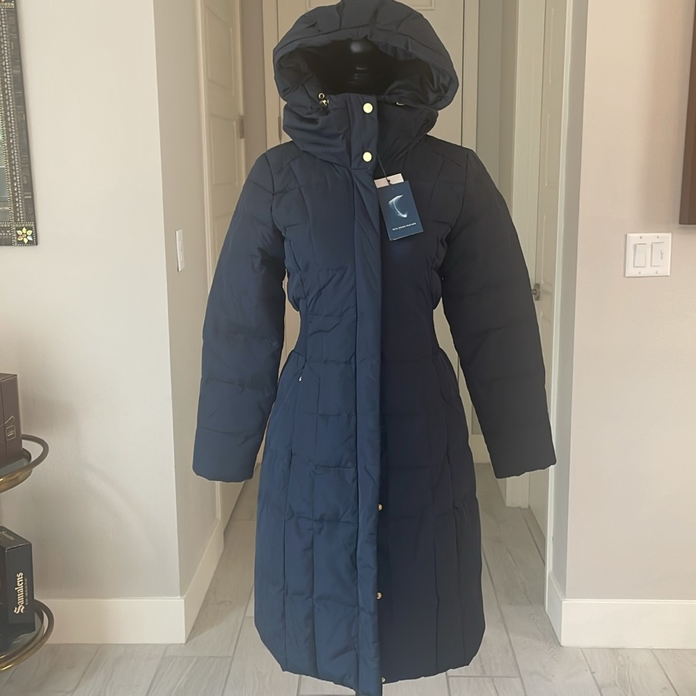 Cole Haan Signature Navy Long Down Puffer Coat Hooded Size XS NWT - Picture 2 of 11